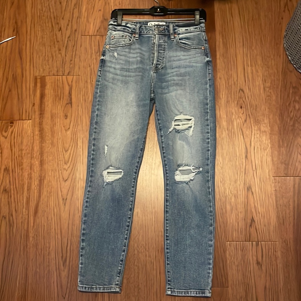 BRAND NEW DAZE original high rise mom Jean